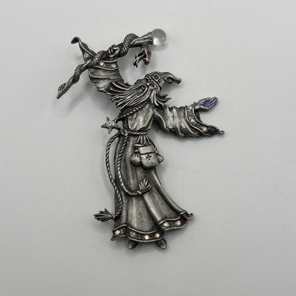 JJ Collectible Wizard Pin Brooch Crystal Accents Pewter Fantasy Magic Rod